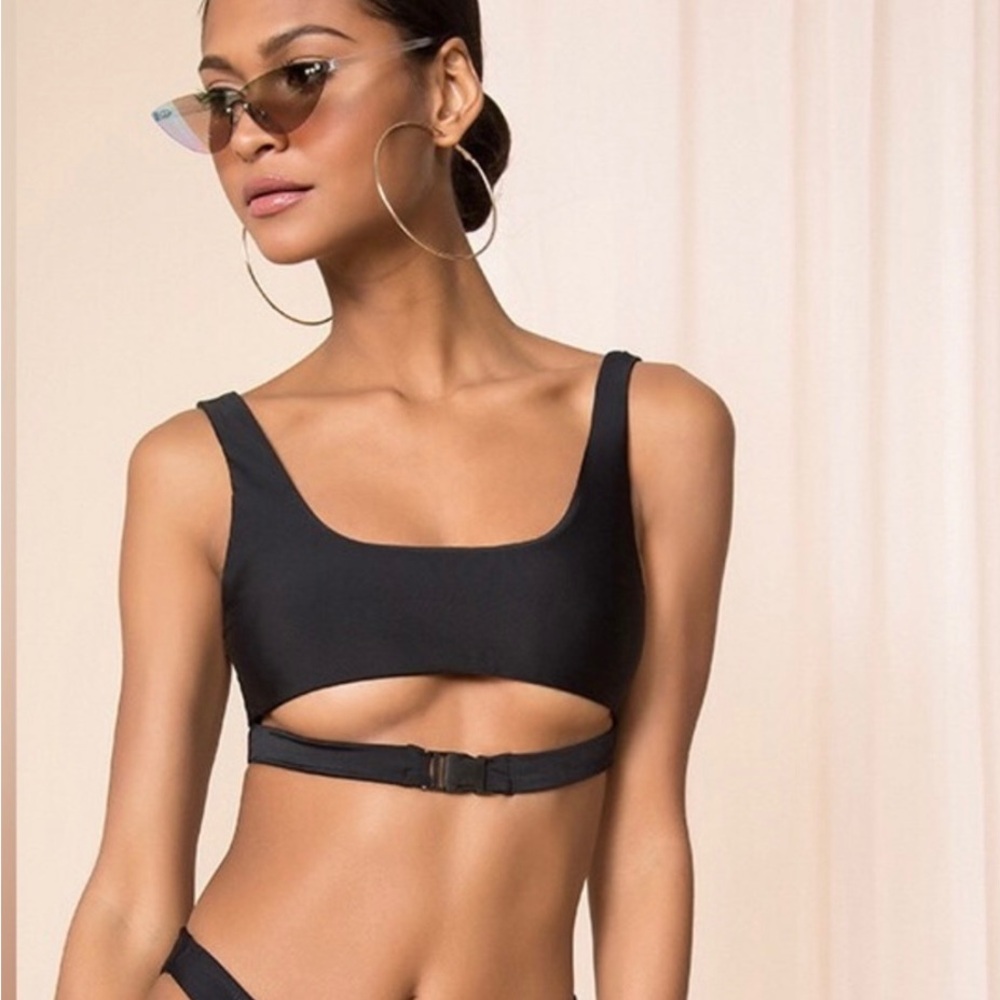 Superdown Black Mona Buckle Swim Bikini Top Medium